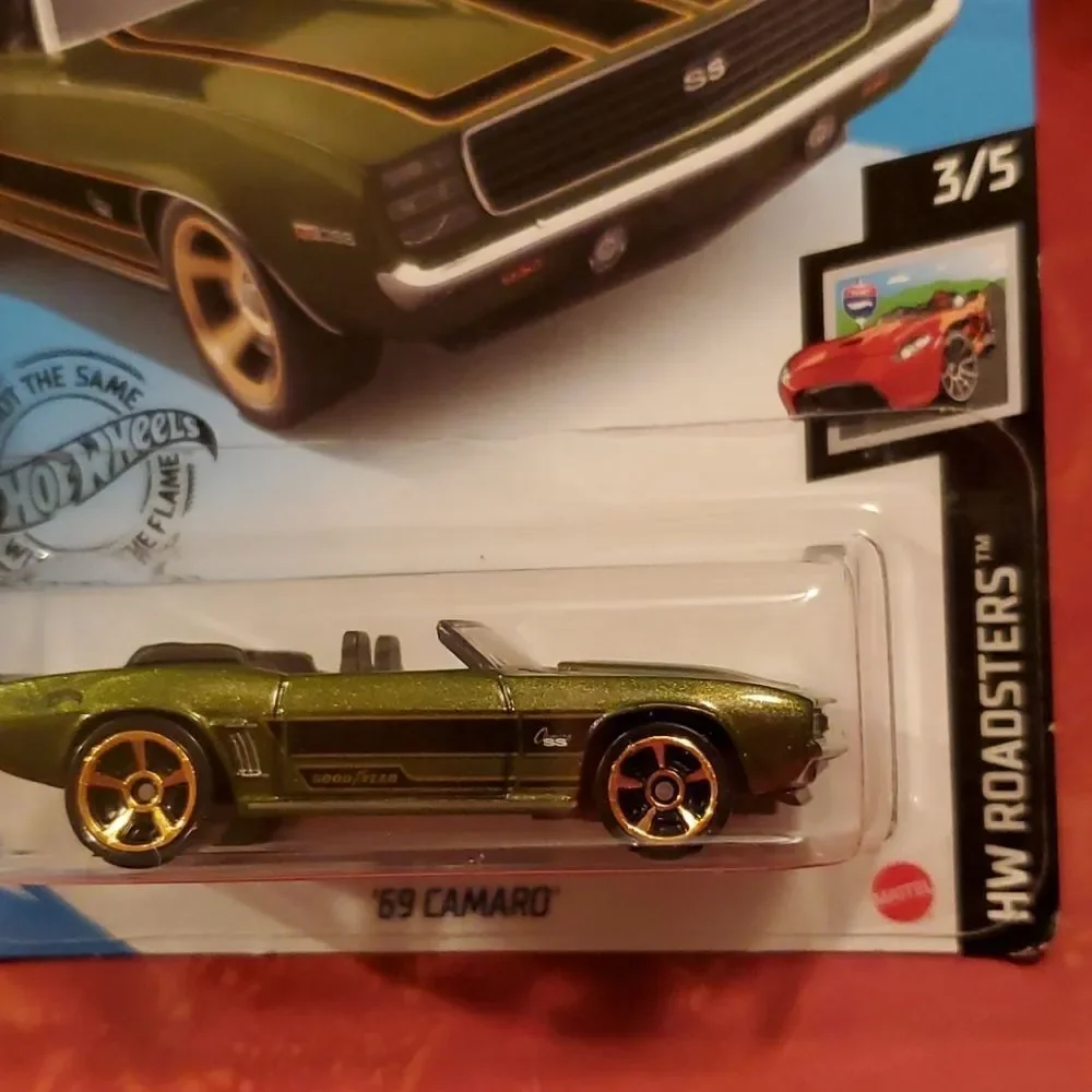 Hot Wheels 69 Camaro Roadsters Car